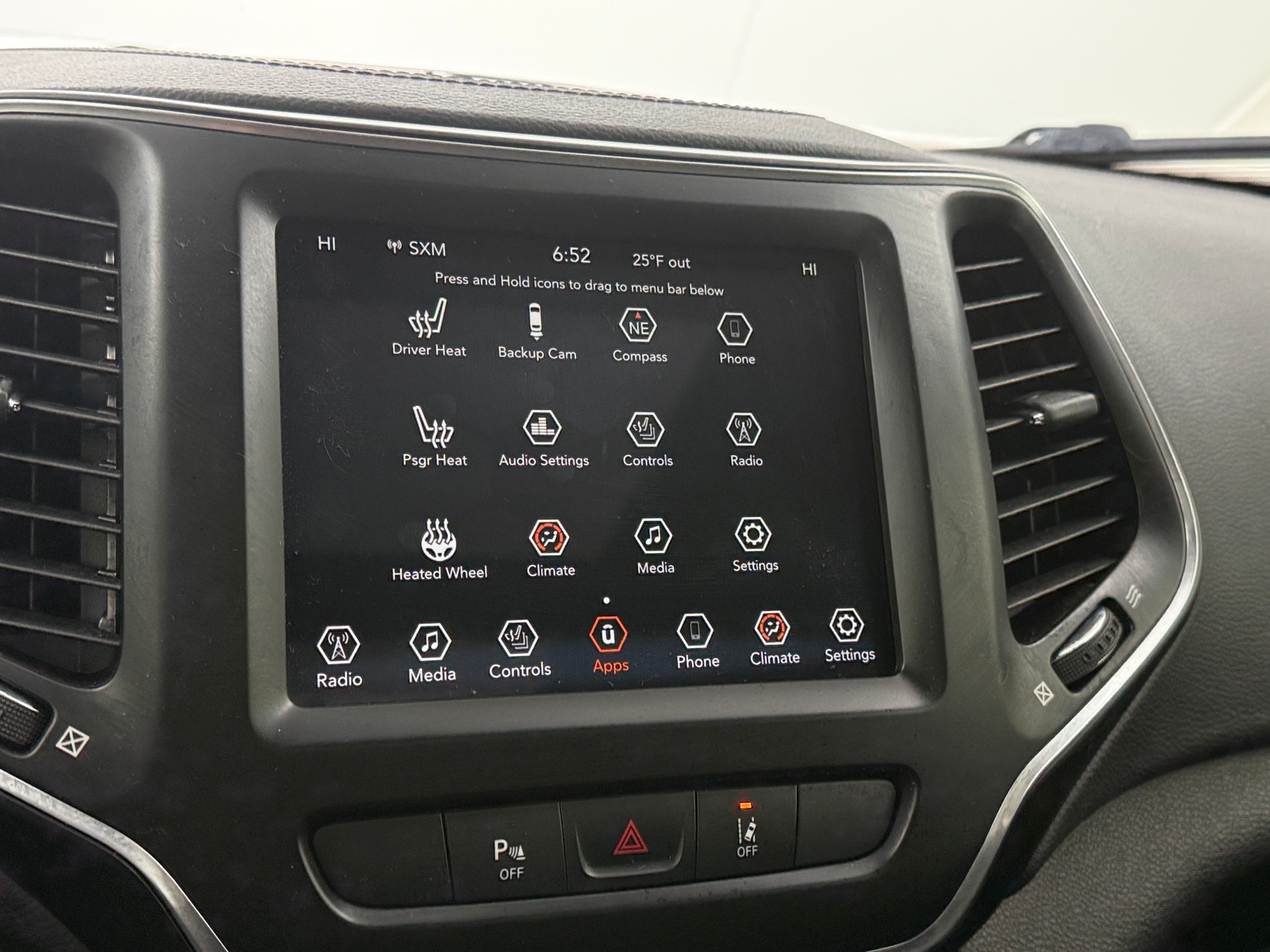 Thumbnail: 2021 Jeep Cherokee - 3