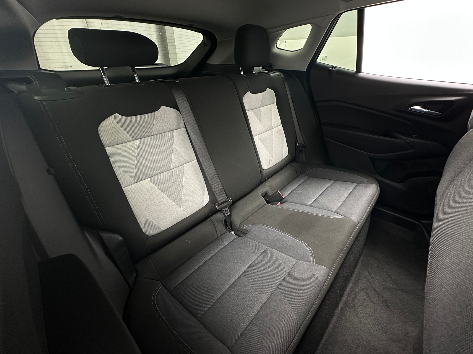 Thumbnail: 2025 Chevrolet Trax - 6