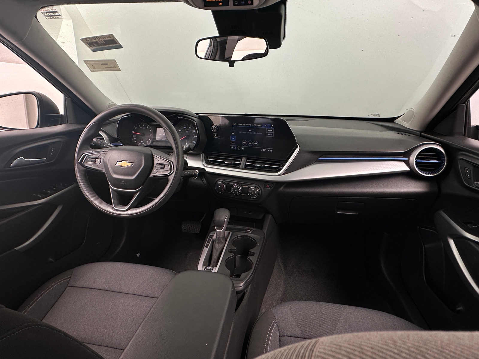 Thumbnail: 2025 Chevrolet Trax - 3