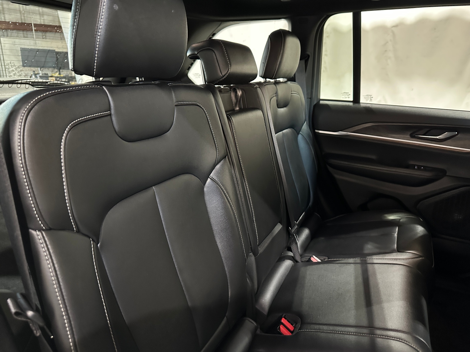 Thumbnail: 2025 Jeep Grand Cherokee - 5