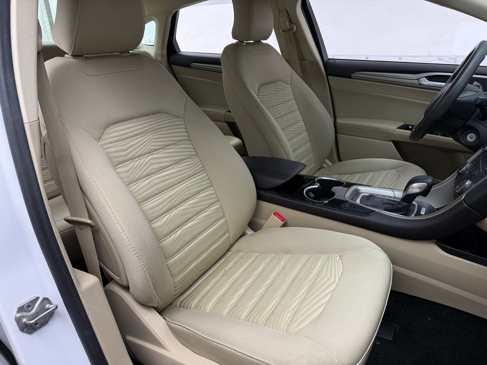 Thumbnail: 2016 Ford Fusion - 2