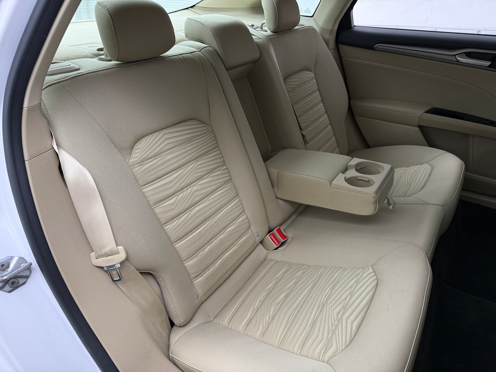 Thumbnail: 2016 Ford Fusion - 6