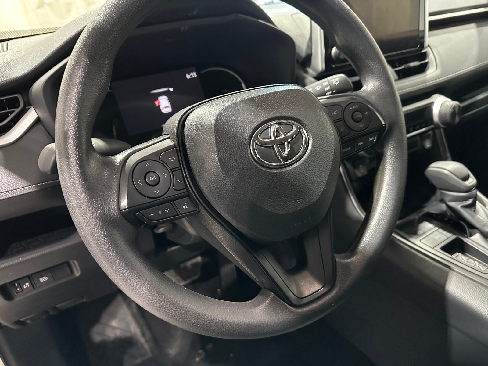 Thumbnail: 2025 Toyota RAV4 - 5