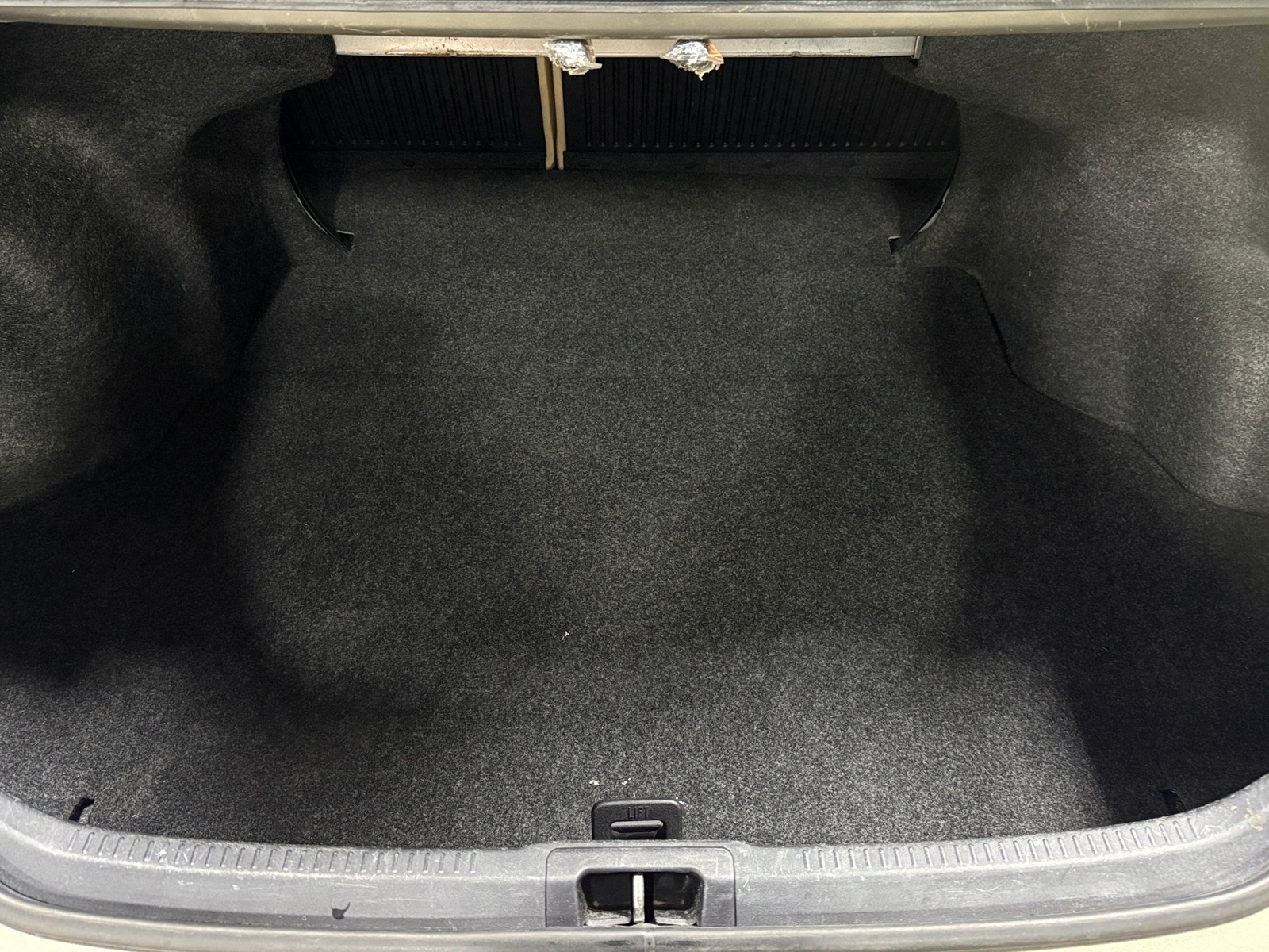 Thumbnail: 2017 Toyota Camry - 7