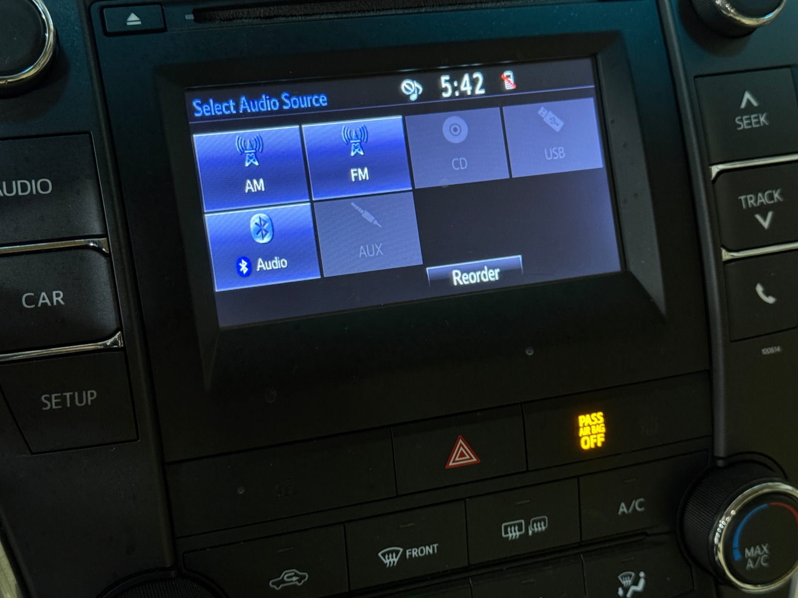 Thumbnail: 2017 Toyota Camry - 4