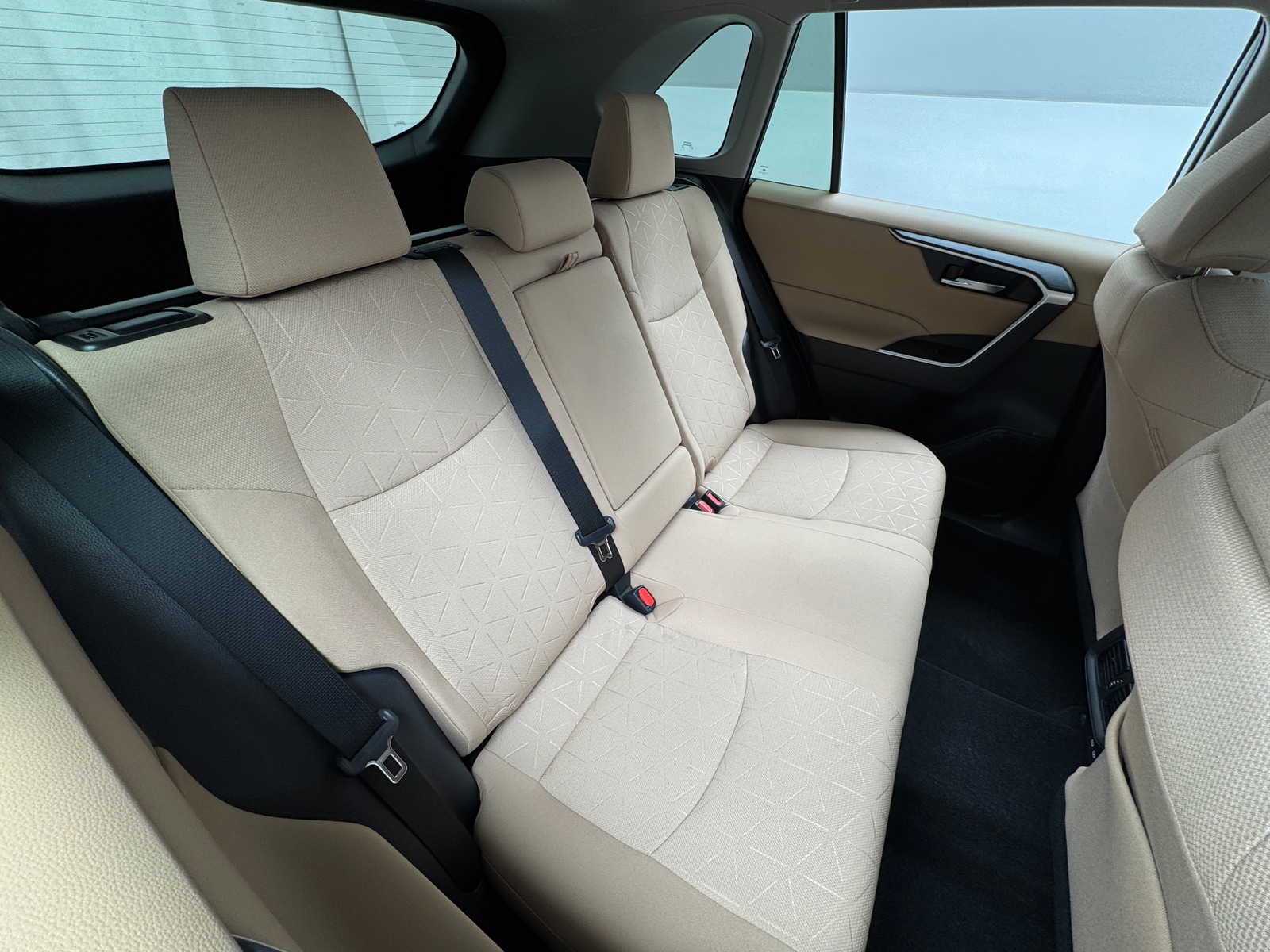 Thumbnail: 2022 Toyota RAV4 - 6