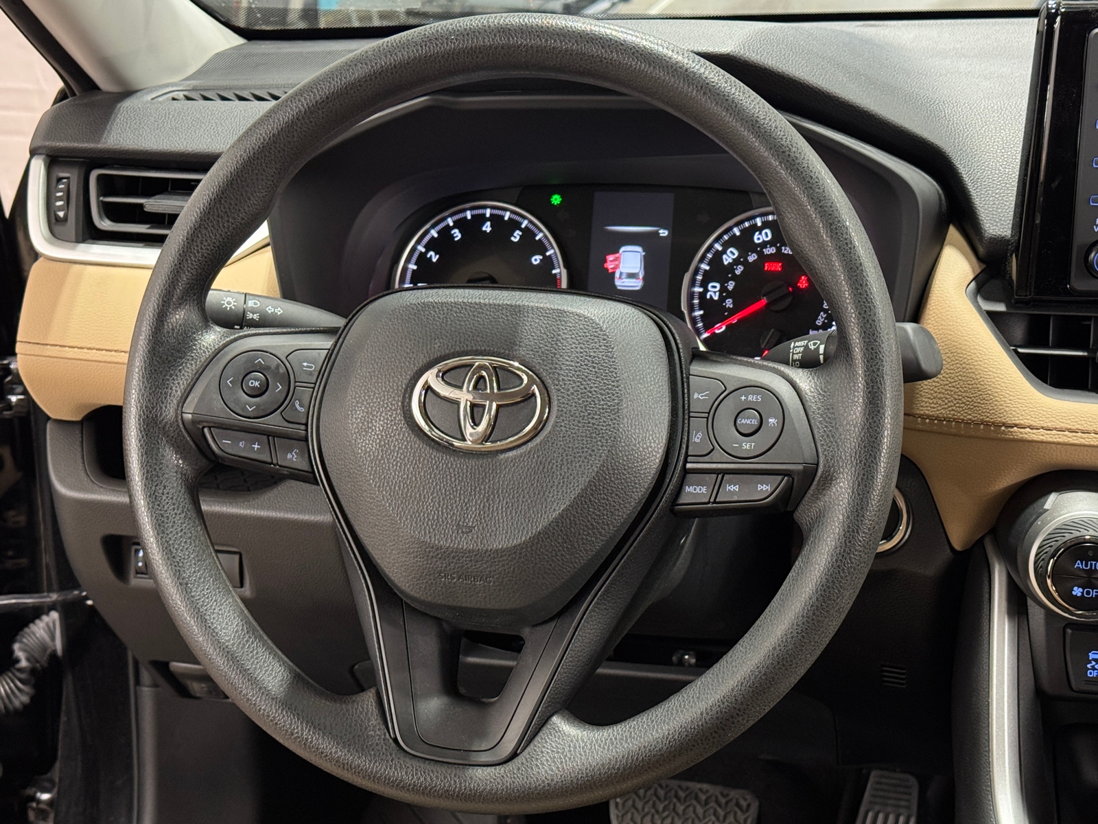 Thumbnail: 2022 Toyota RAV4 - 5