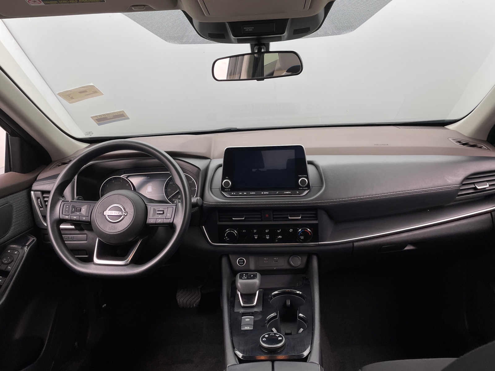 Thumbnail: 2023 Nissan Rogue - 3