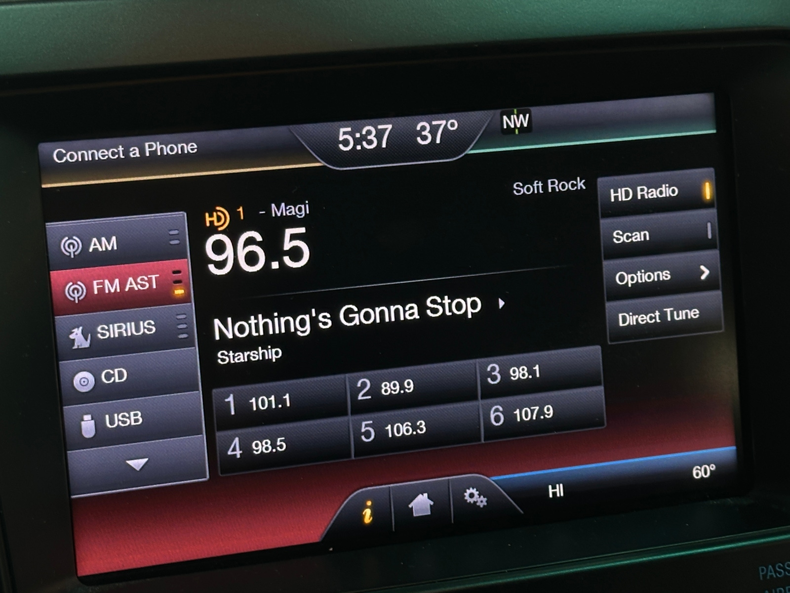 Thumbnail: 2013 Ford Explorer - 3