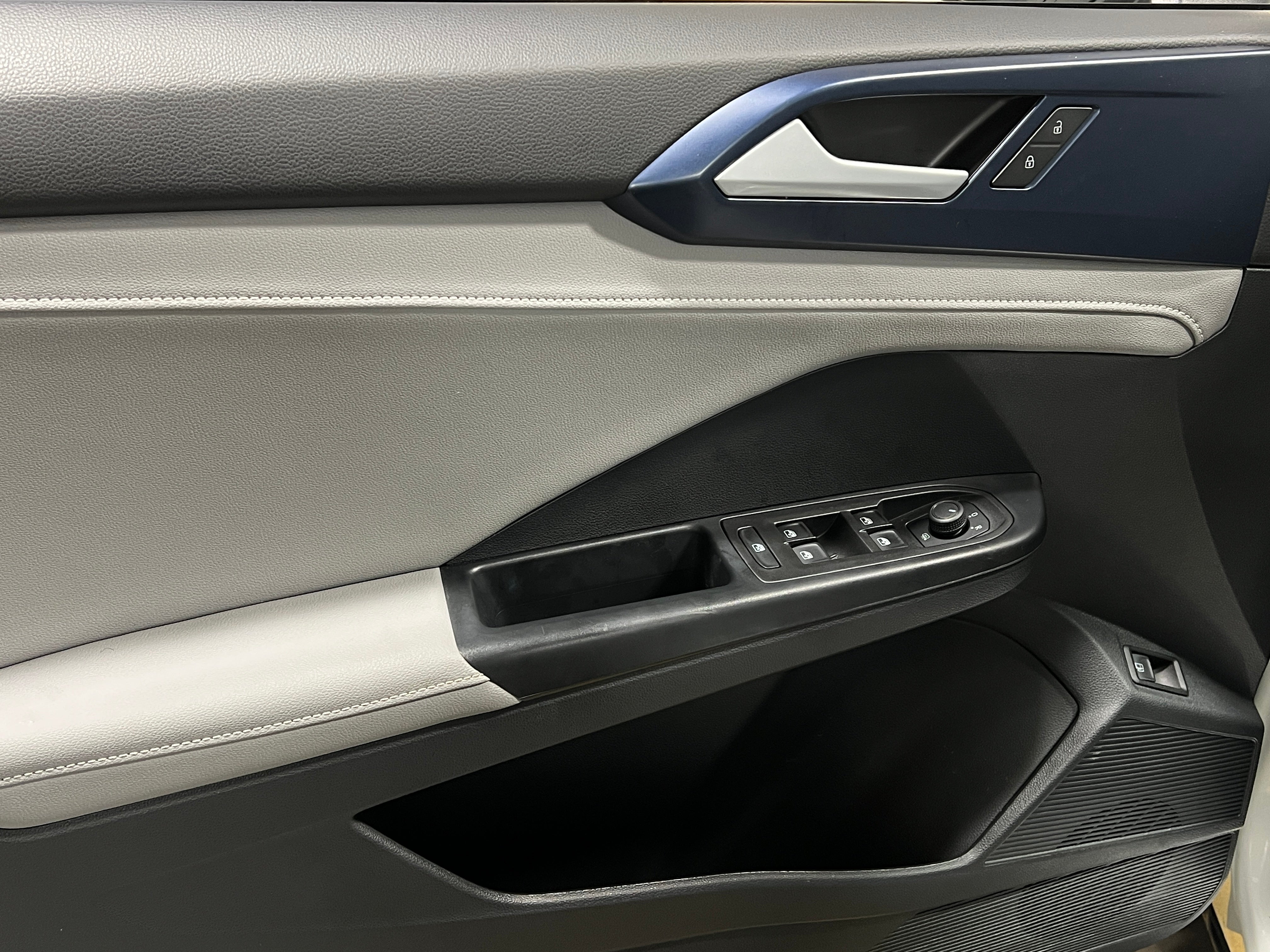 2024 Volkswagen Taos