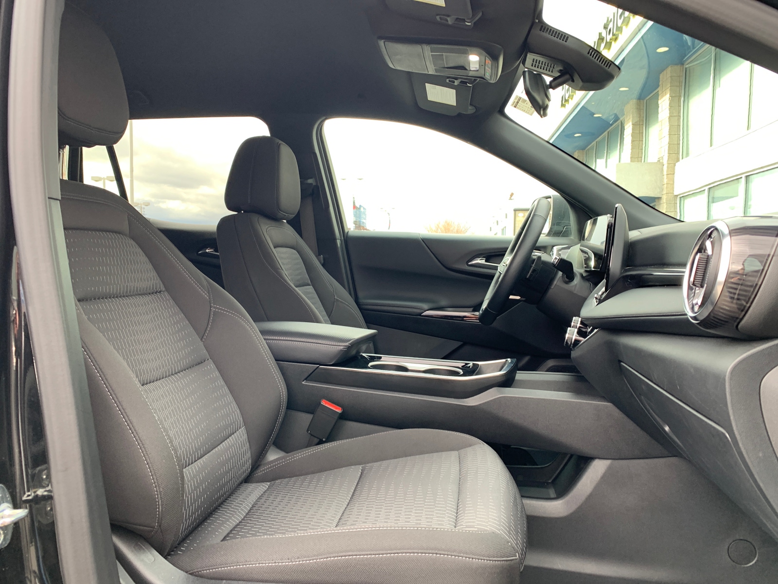 Thumbnail: 2025 Chevrolet Equinox - 2