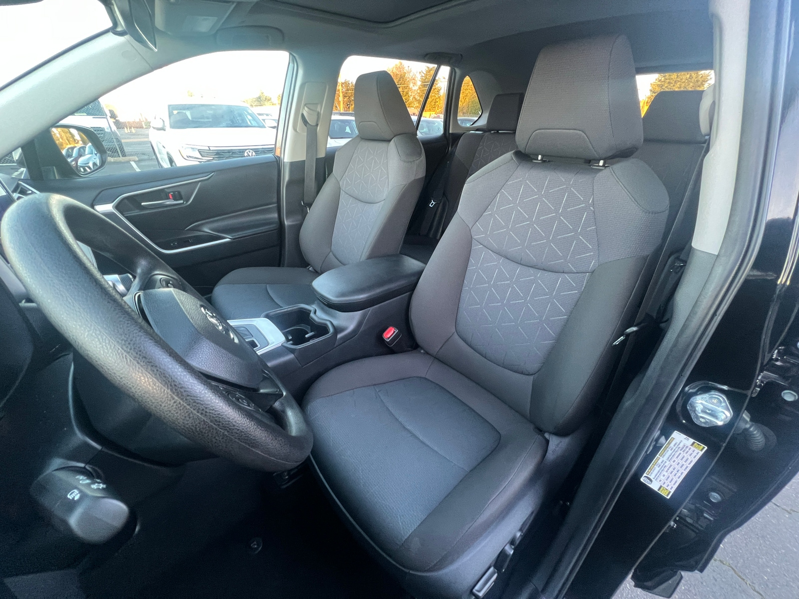 Thumbnail: 2025 Toyota RAV4 - 2