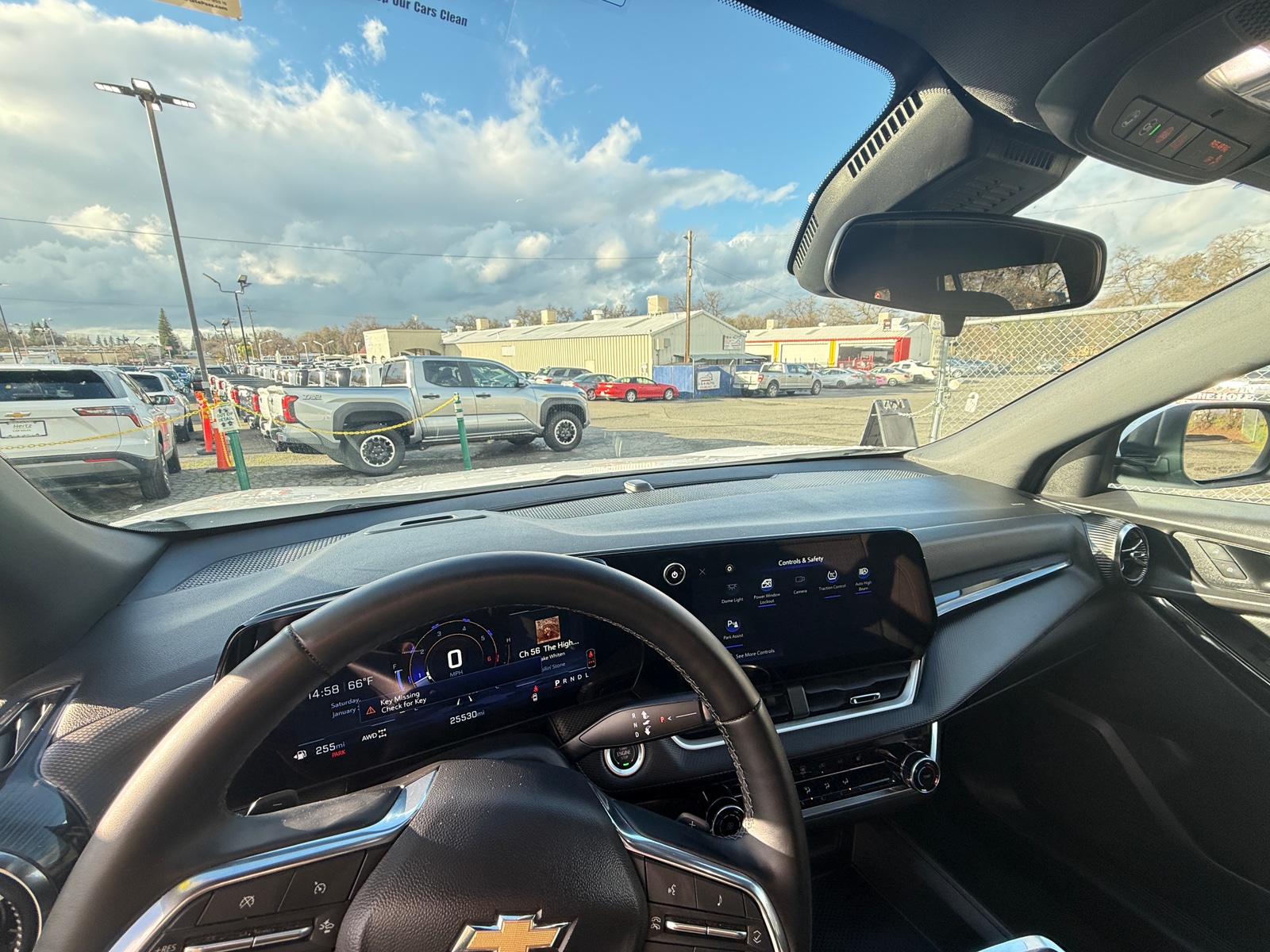 Thumbnail: 2025 Chevrolet Equinox - 3