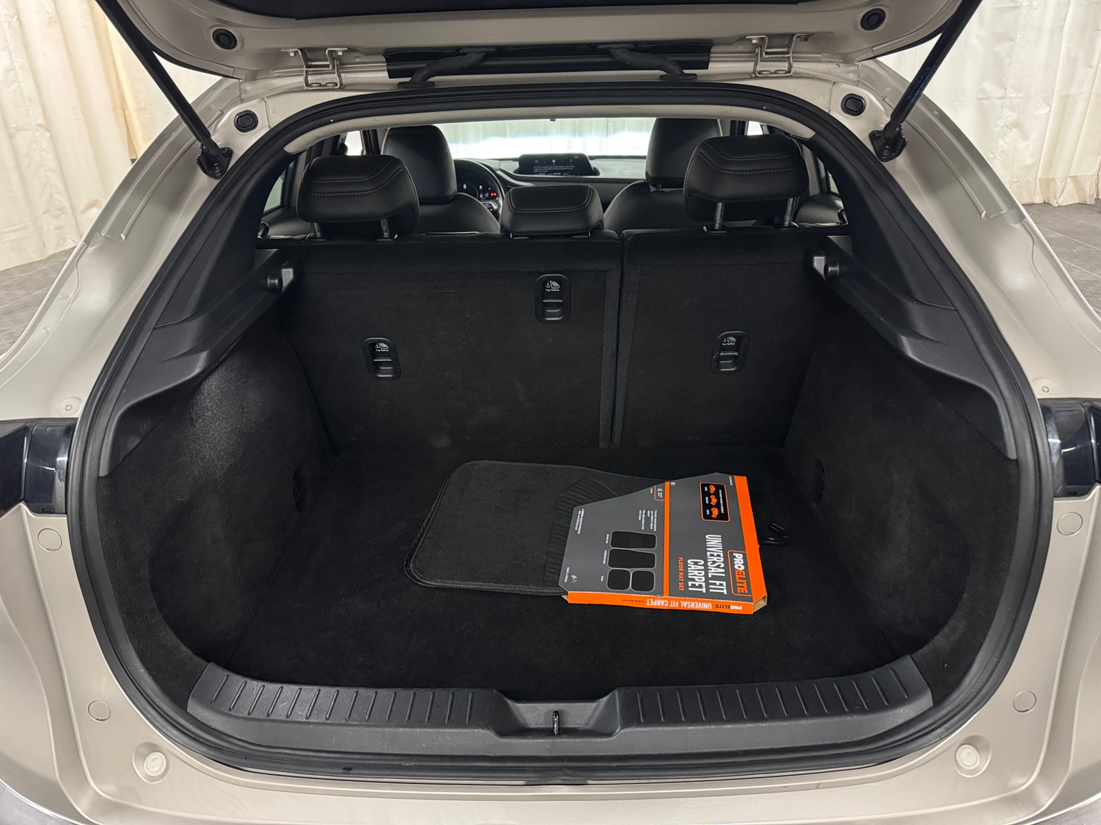 Thumbnail: 2024 Mazda CX-30 - 6