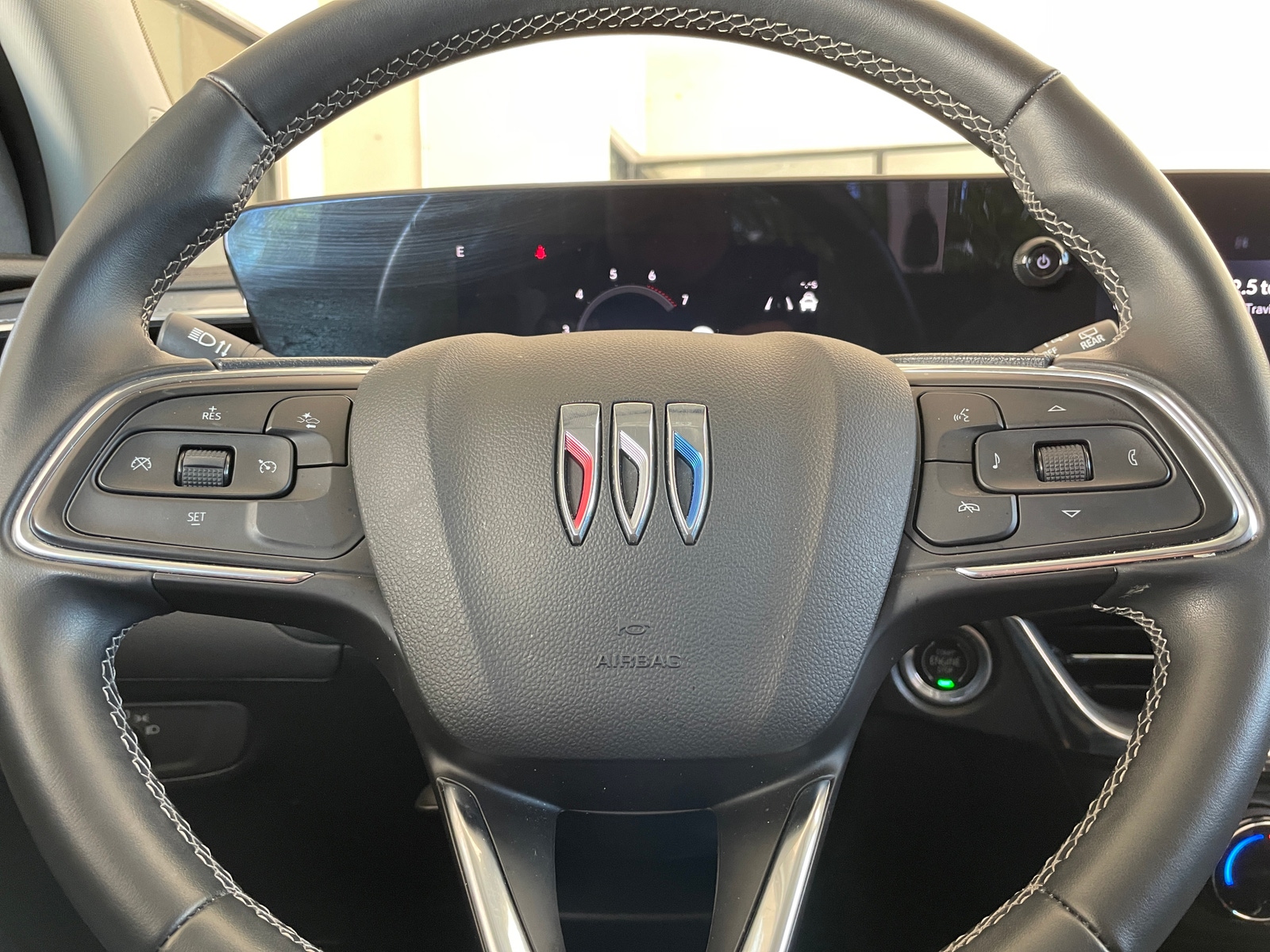 Thumbnail: 2025 Buick Encore GX - 5