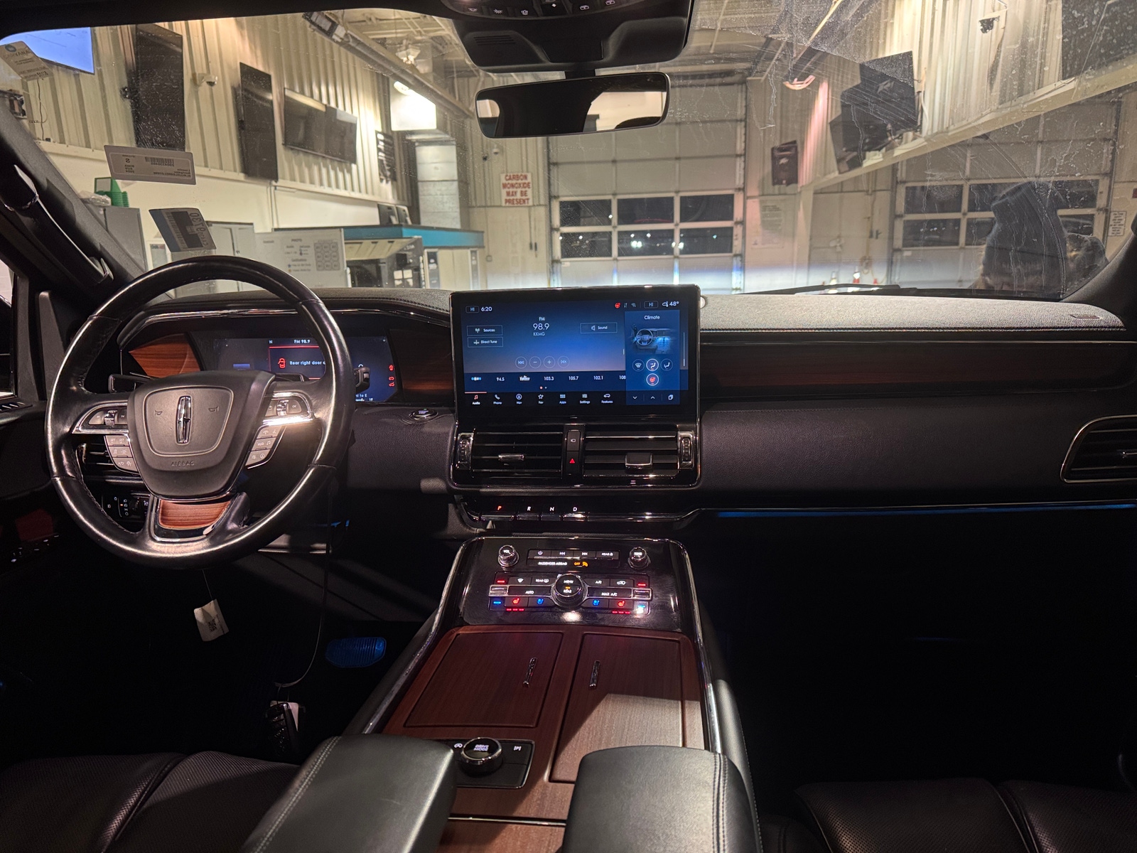 Thumbnail: 2024 Lincoln Navigator - 2