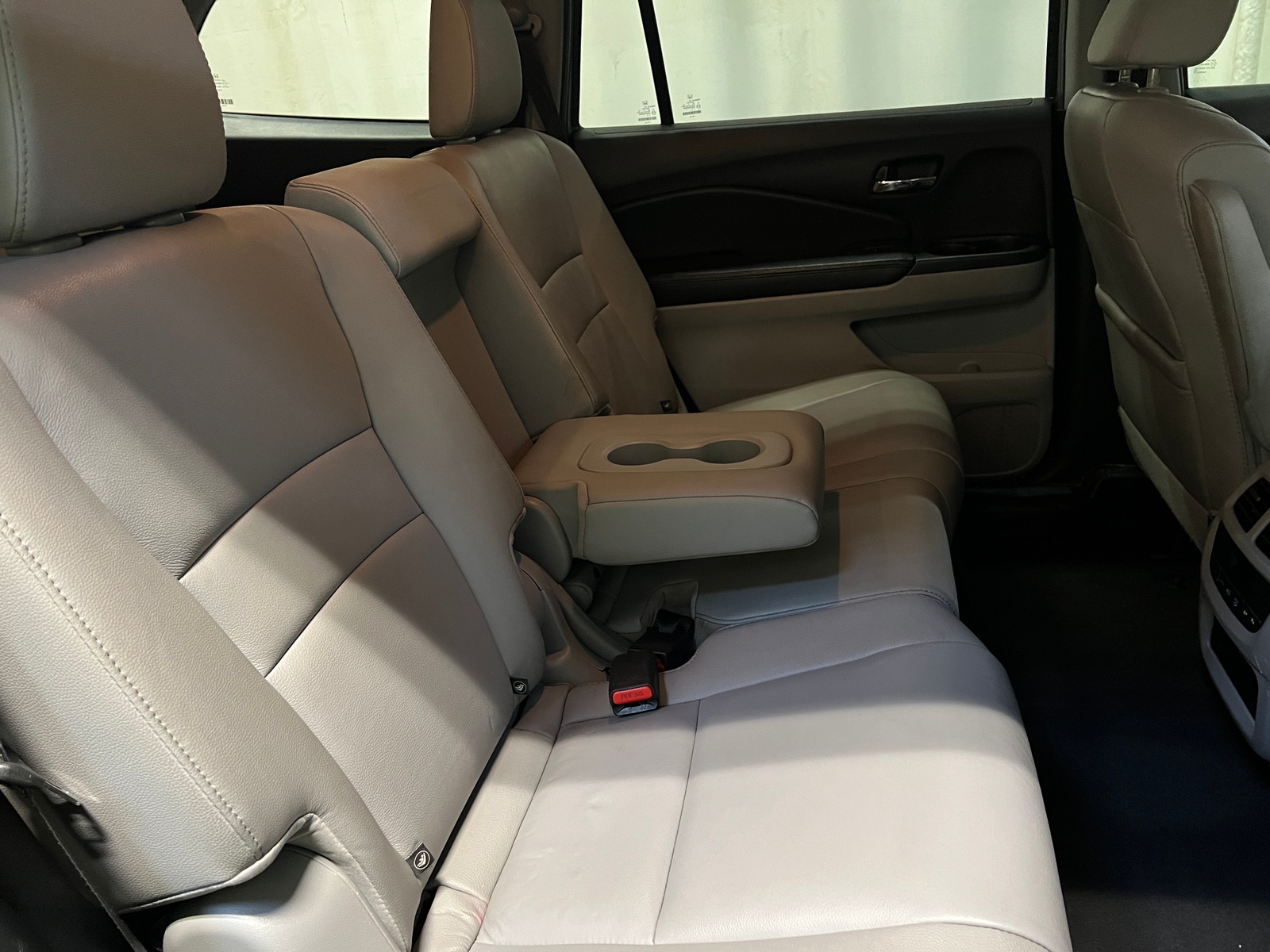 Thumbnail: 2018 Honda Pilot - 5