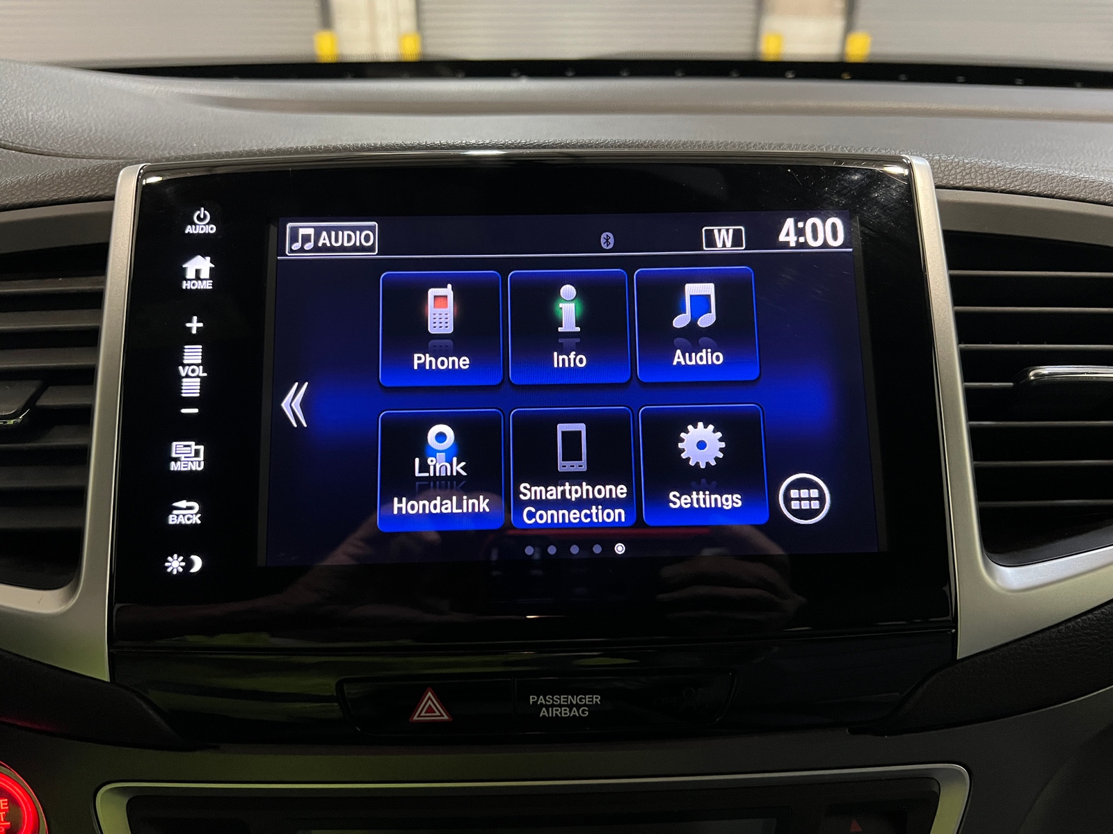 Thumbnail: 2018 Honda Pilot - 3