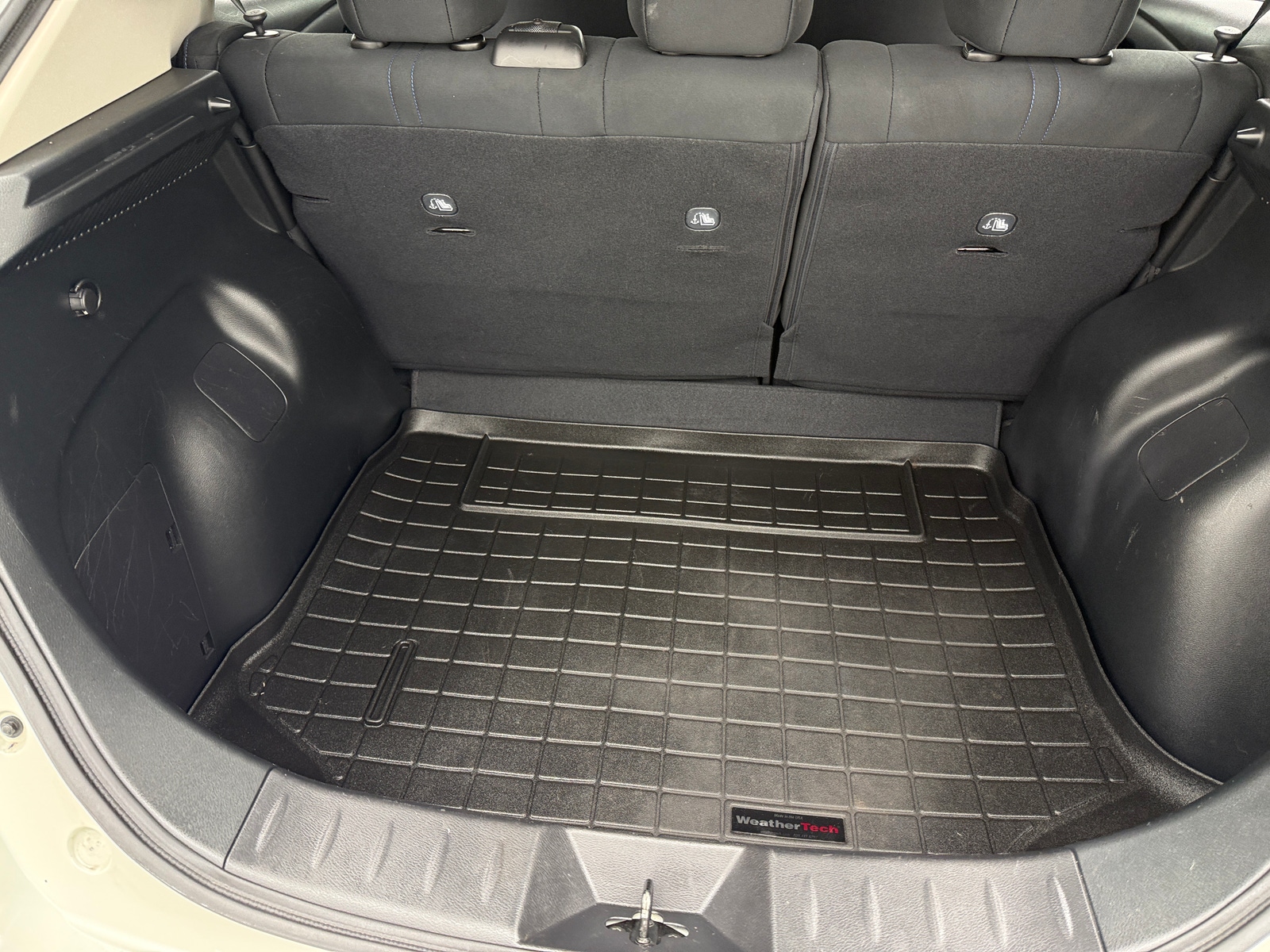 Thumbnail: 2020 Nissan Leaf - 7