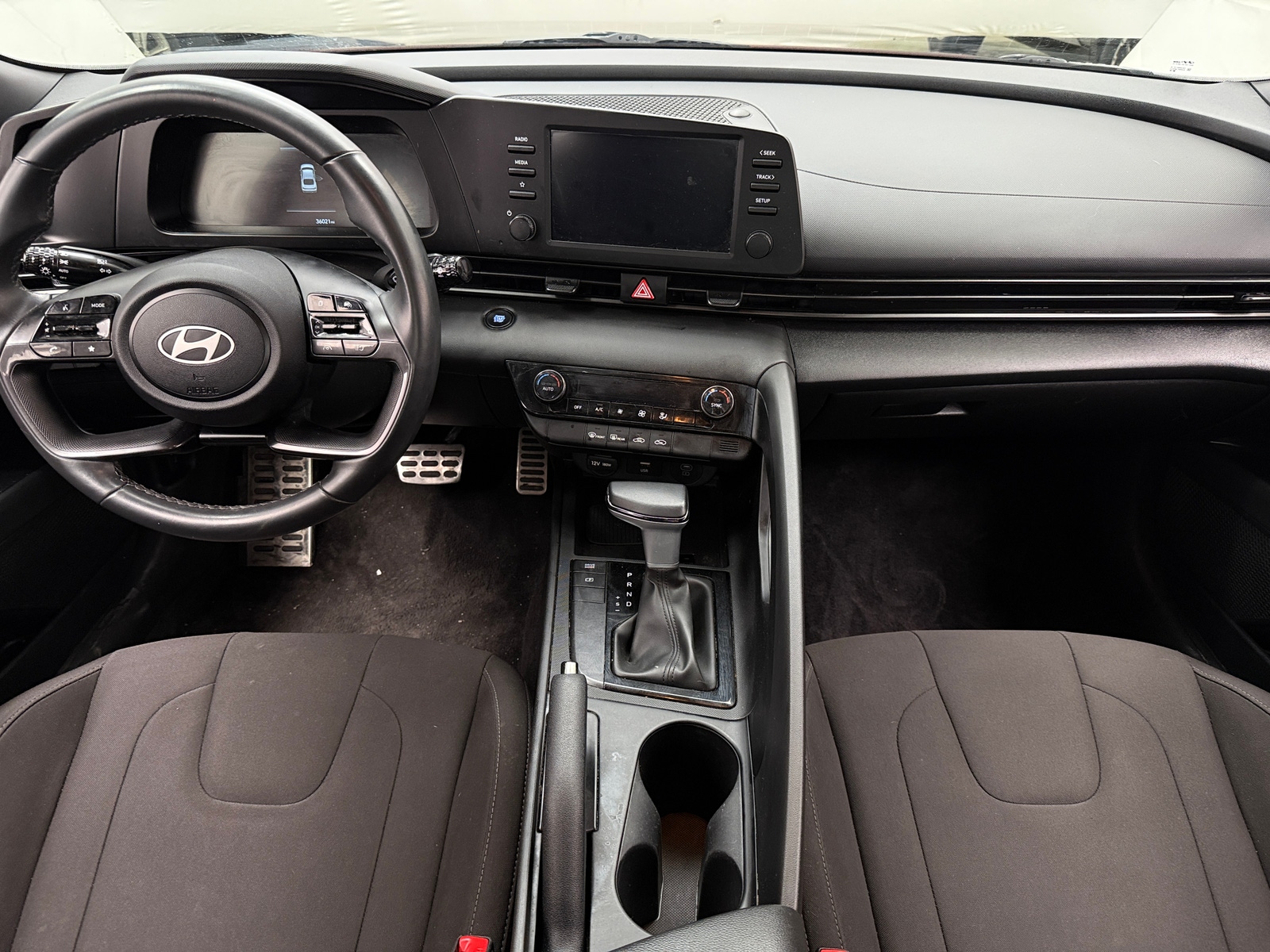 Thumbnail: 2025 Hyundai Elantra - 3