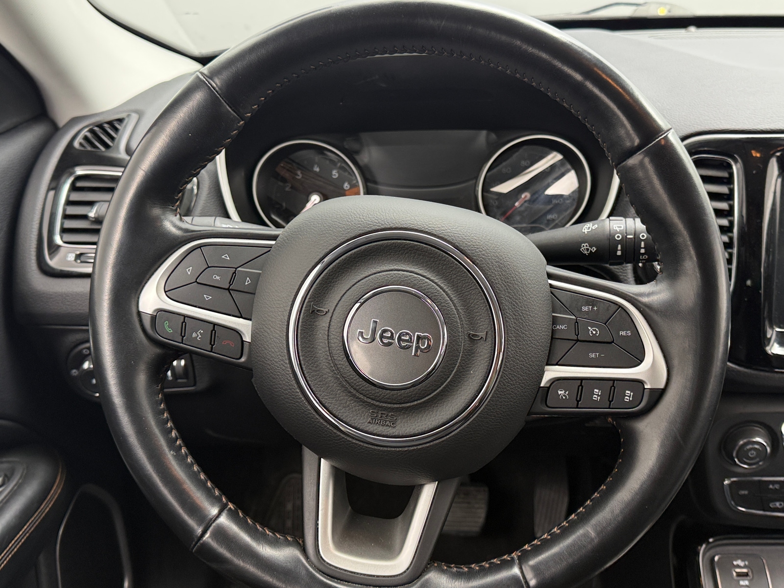 Thumbnail: 2021 Jeep Compass - 4