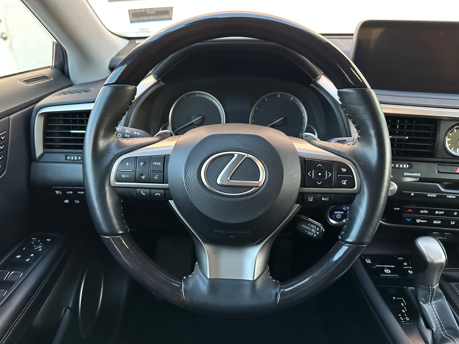 Thumbnail: 2020 Lexus RX - 4