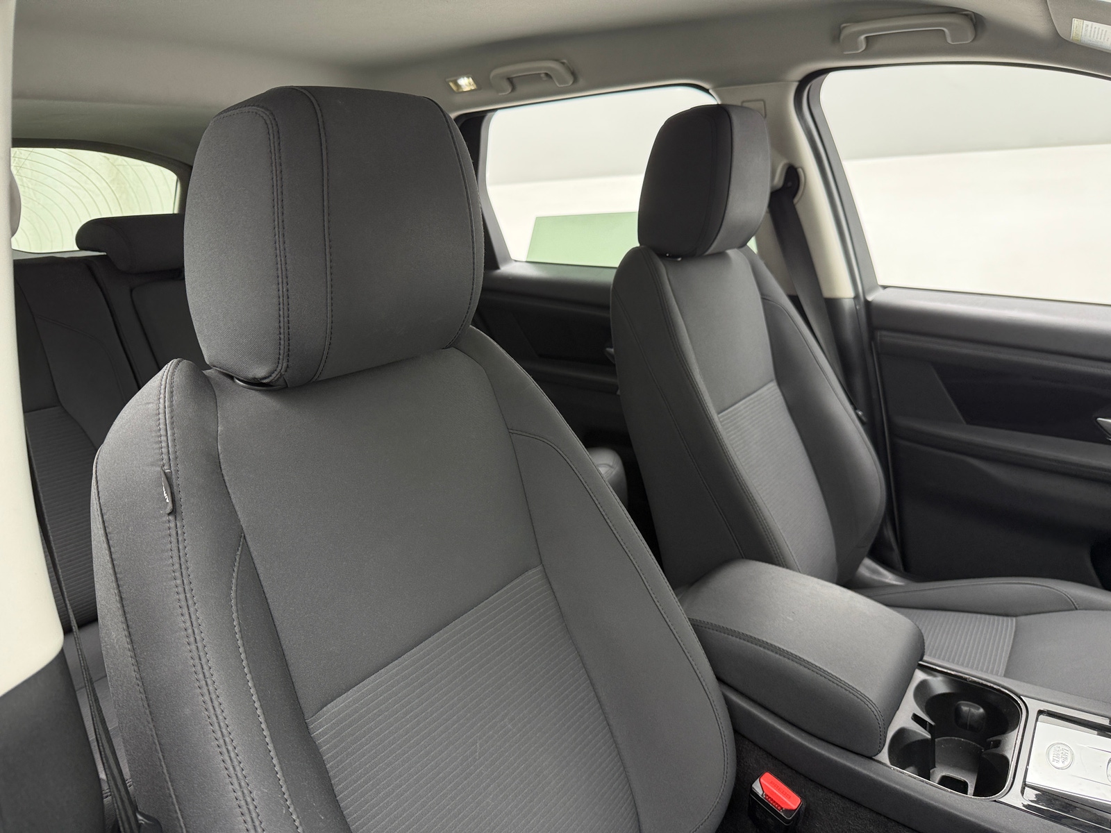 Thumbnail: 2020 Land Rover Discovery Sport - 2