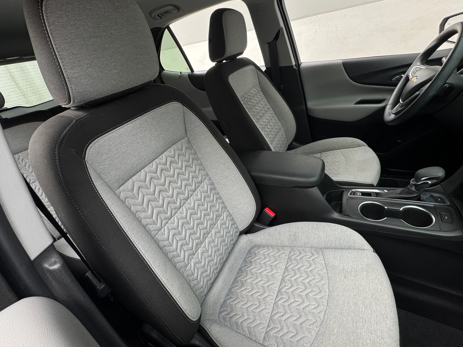 Thumbnail: 2023 Chevrolet Equinox - 2