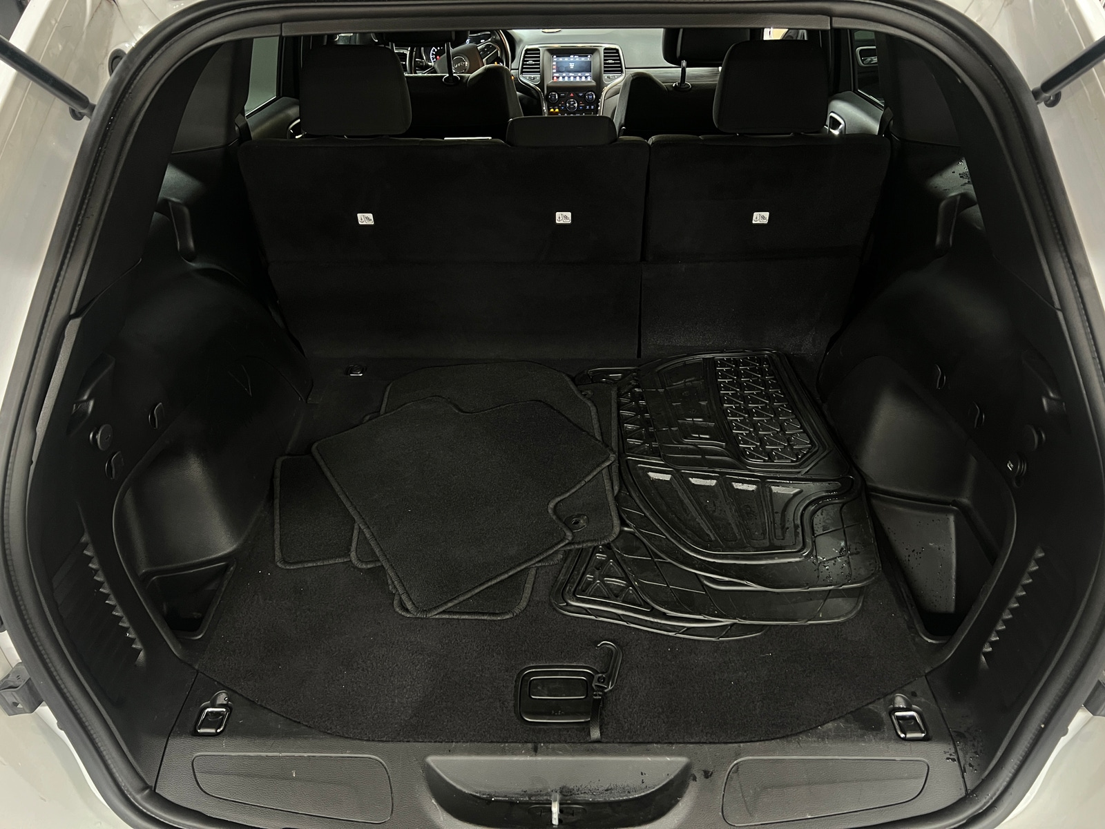 Thumbnail: 2021 Jeep Grand Cherokee - 7