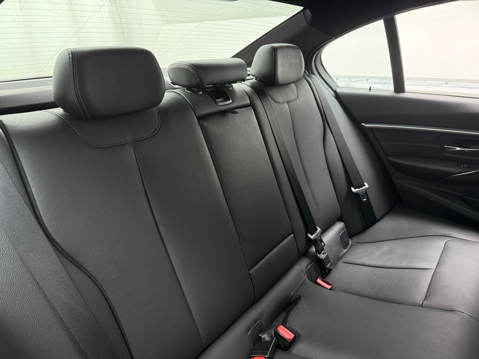 Thumbnail: 2016 BMW 3 Series - 5