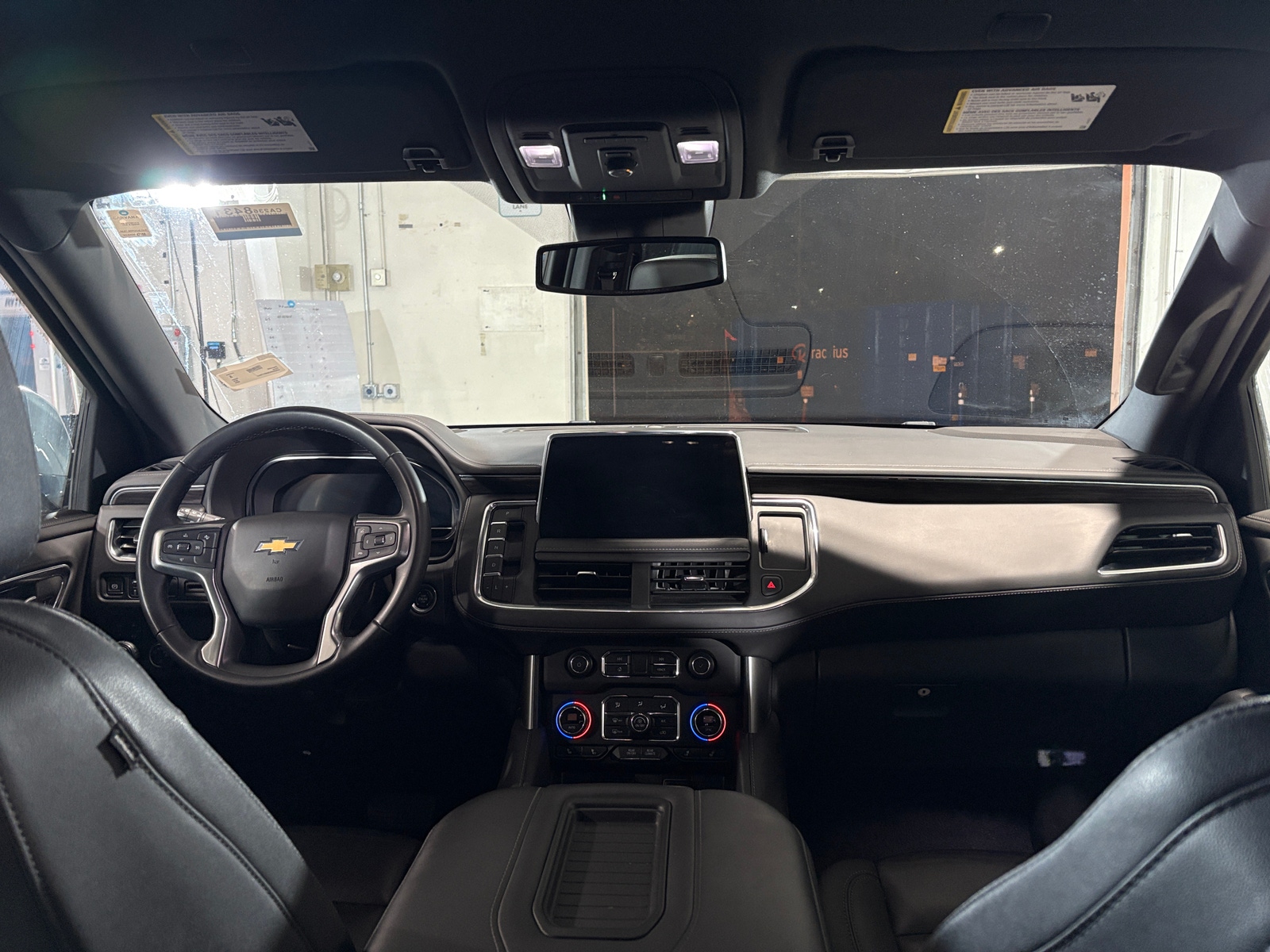 Thumbnail: 2024 Chevrolet Tahoe - 2