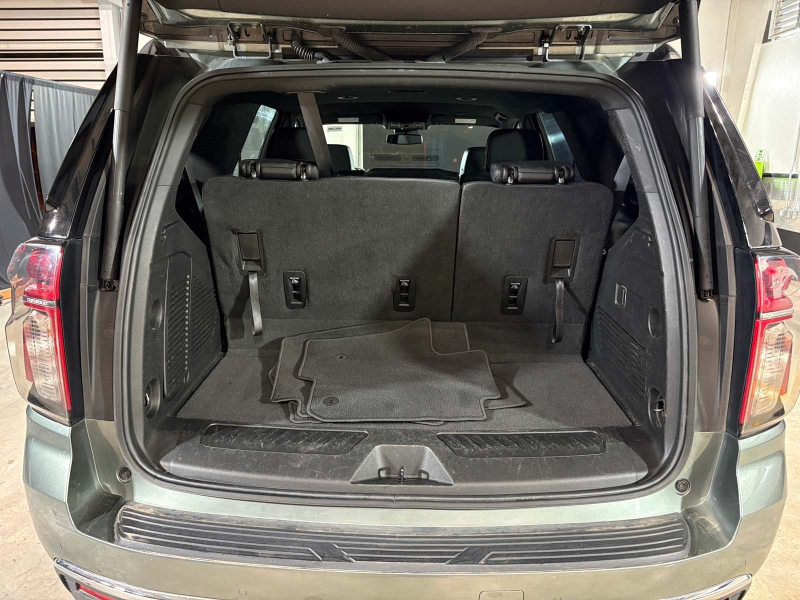 Thumbnail: 2024 Chevrolet Tahoe - 6