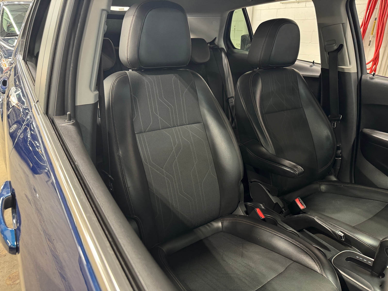 Thumbnail: 2020 Chevrolet Trax - 2