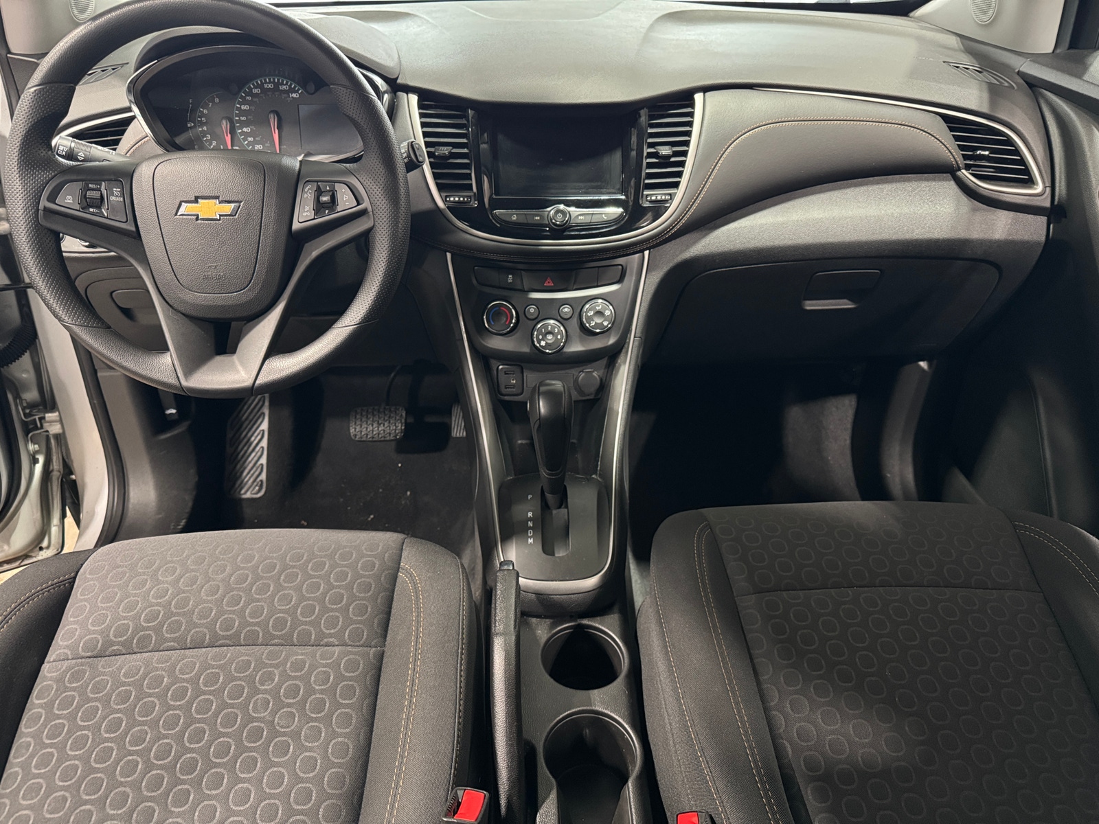 Thumbnail: 2020 Chevrolet Trax - 3