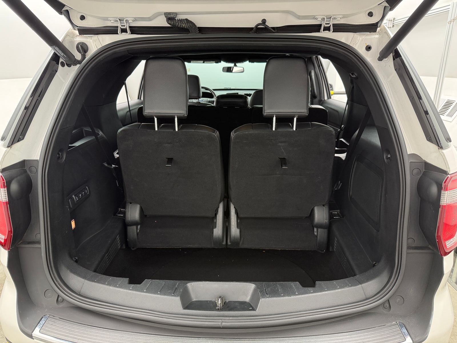 Thumbnail: 2018 Ford Explorer - 6