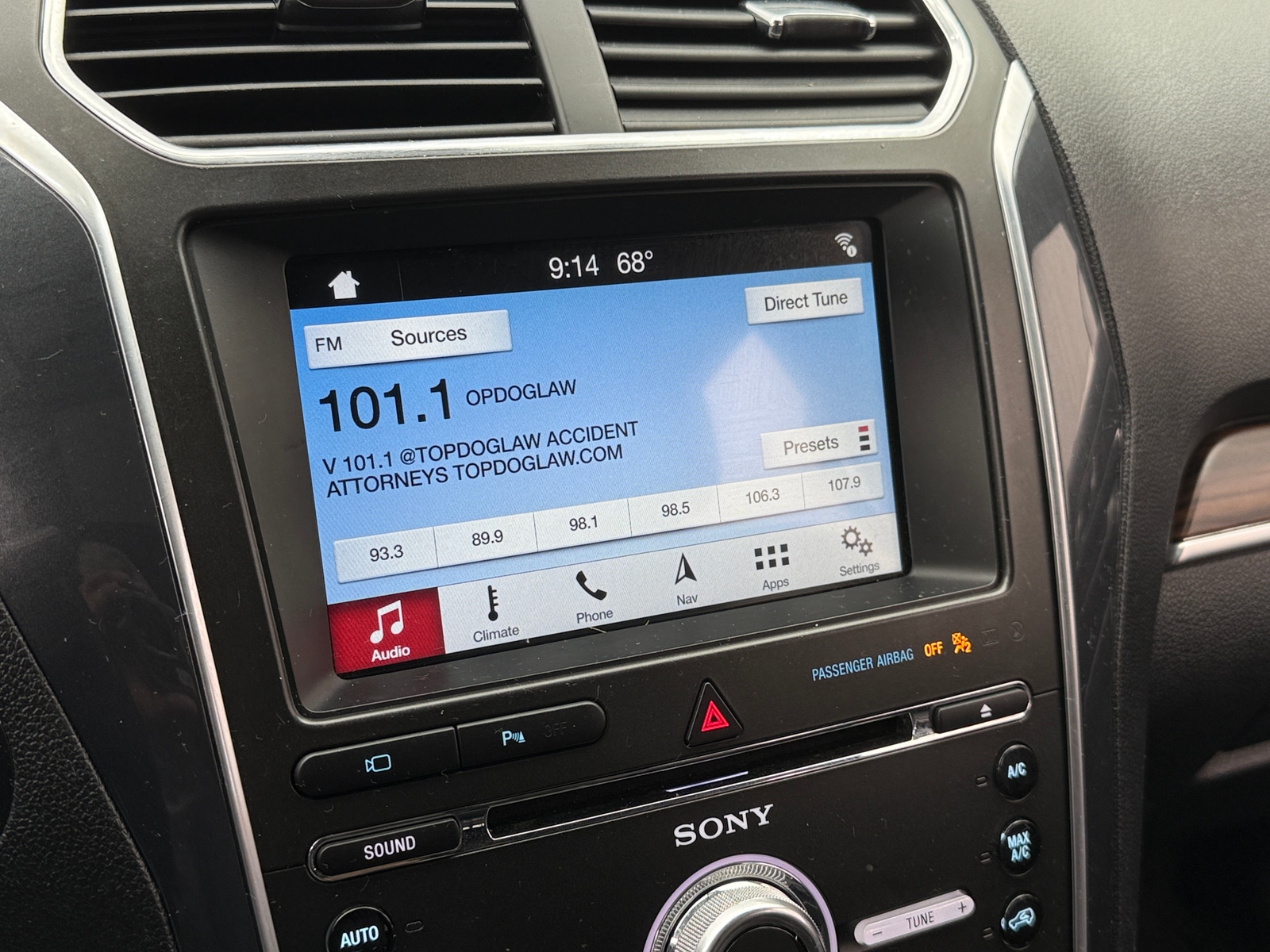 Thumbnail: 2018 Ford Explorer - 3