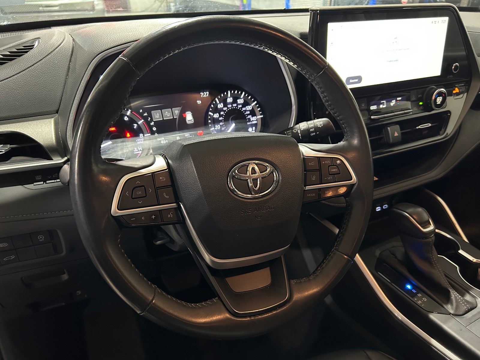 Thumbnail: 2024 Toyota Highlander - 4