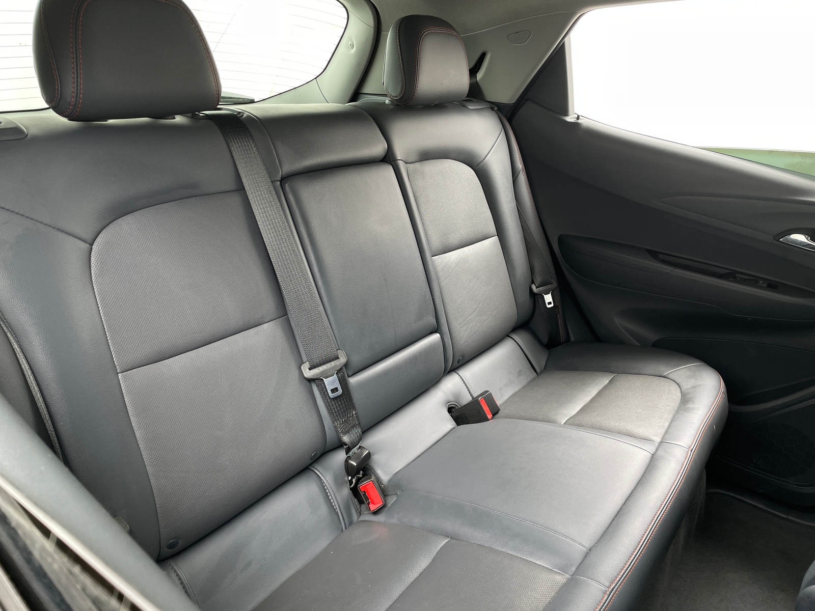 Thumbnail: 2018 Chevrolet Bolt EV - 5