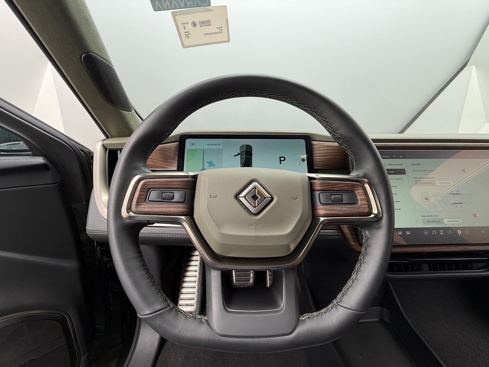 Thumbnail: 2023 Rivian R1T - 4