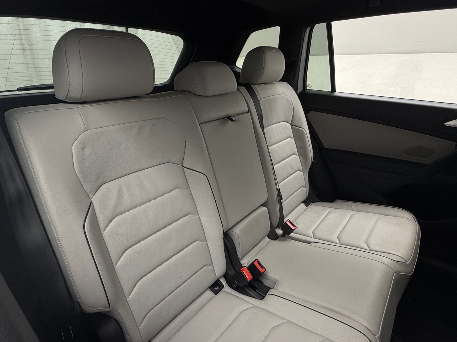 Thumbnail: 2021 Volkswagen Tiguan - 5