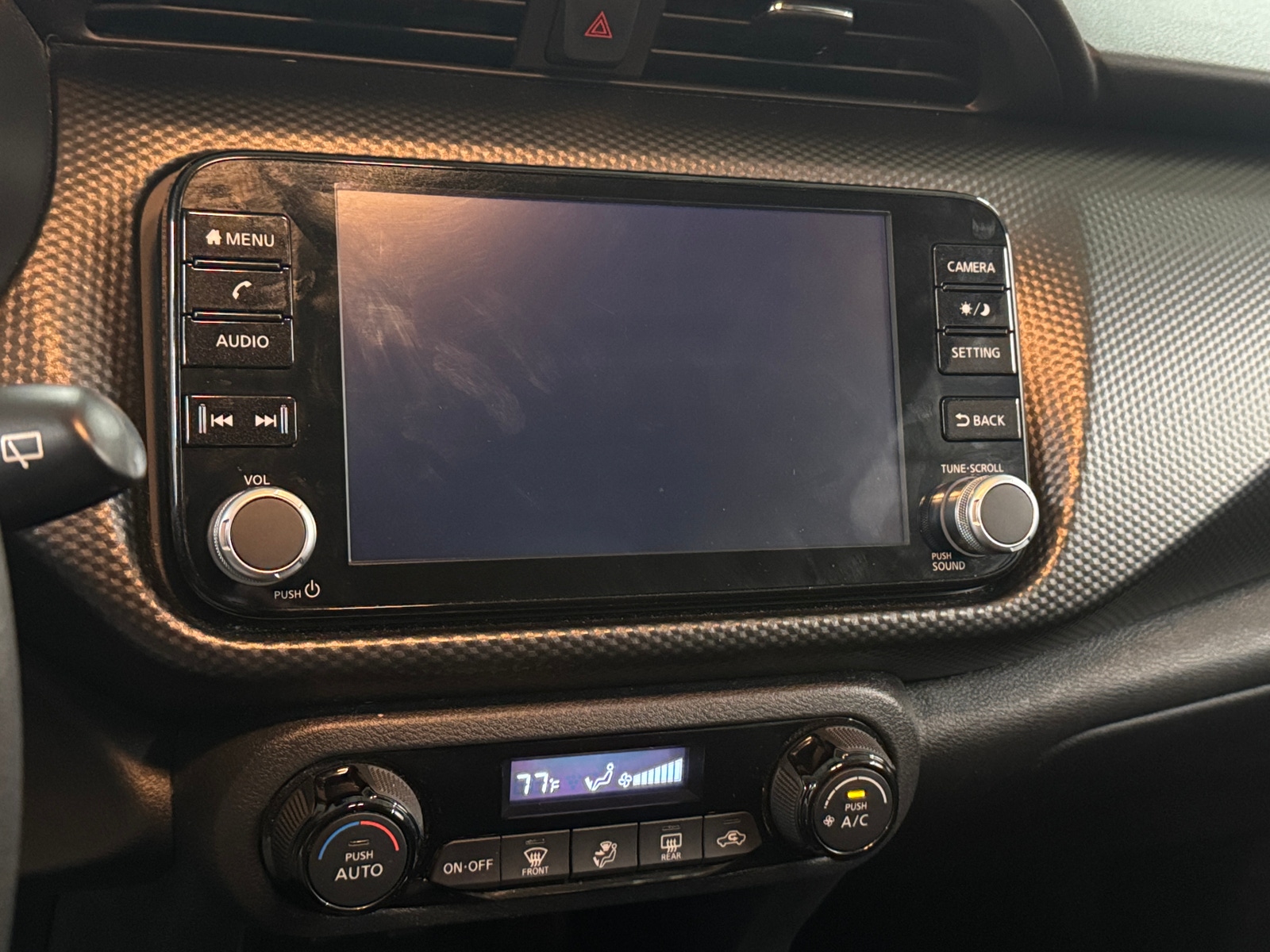 Thumbnail: 2021 Nissan Kicks - 4