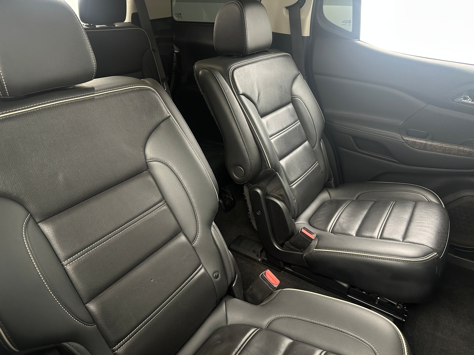 Thumbnail: 2022 GMC Acadia - 5