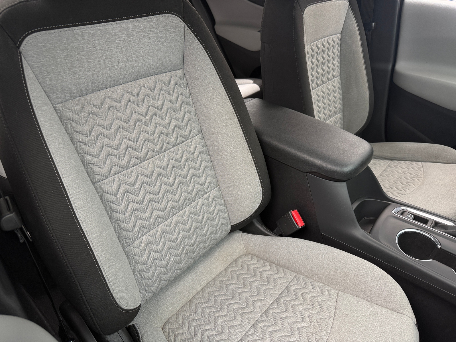 Thumbnail: 2024 Chevrolet Equinox - 2