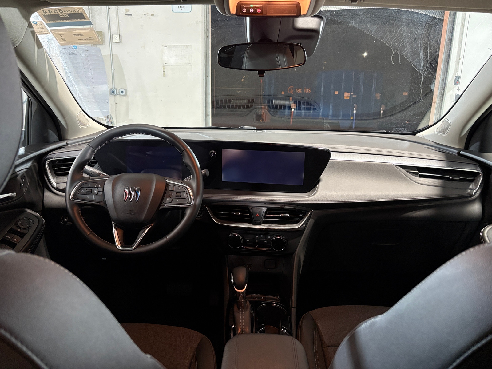 Thumbnail: 2025 Buick Encore GX - 3