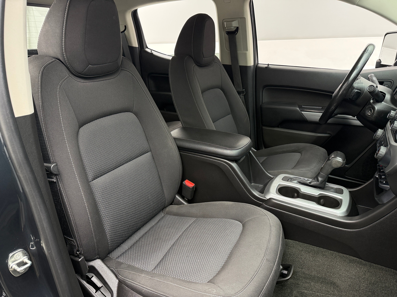 Thumbnail: 2017 Chevrolet Colorado - 2