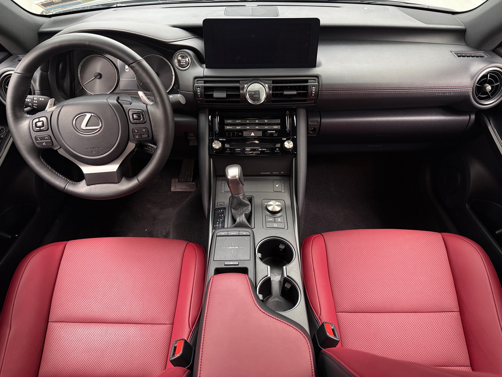 Thumbnail: 2025 Lexus IS - 2