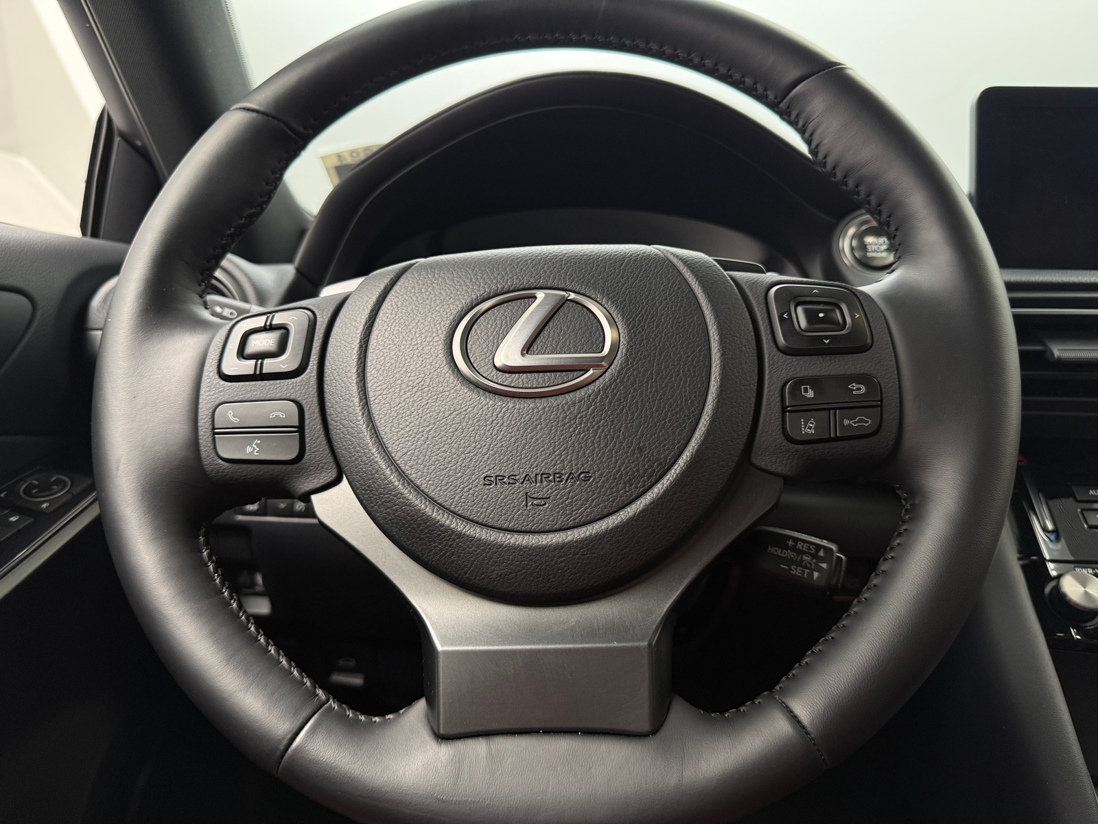 Thumbnail: 2025 Lexus IS - 4