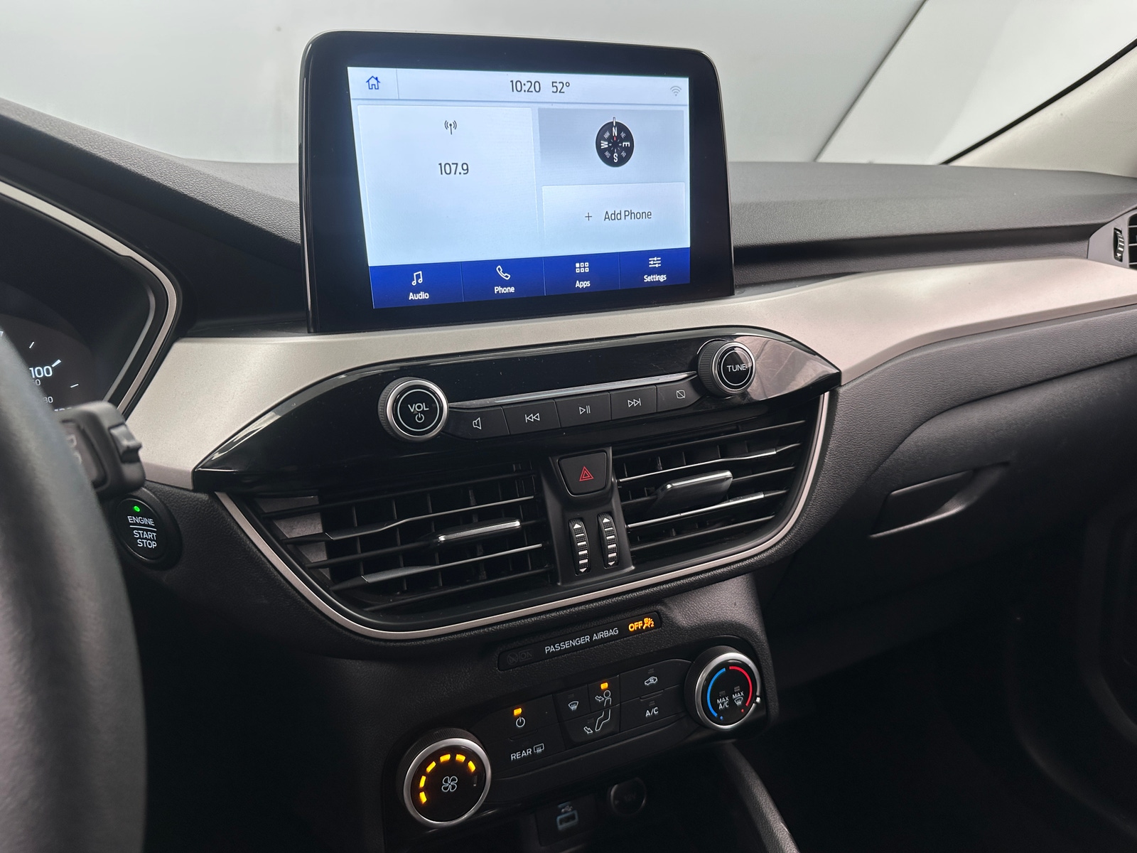 Thumbnail: 2021 Ford Escape - 4