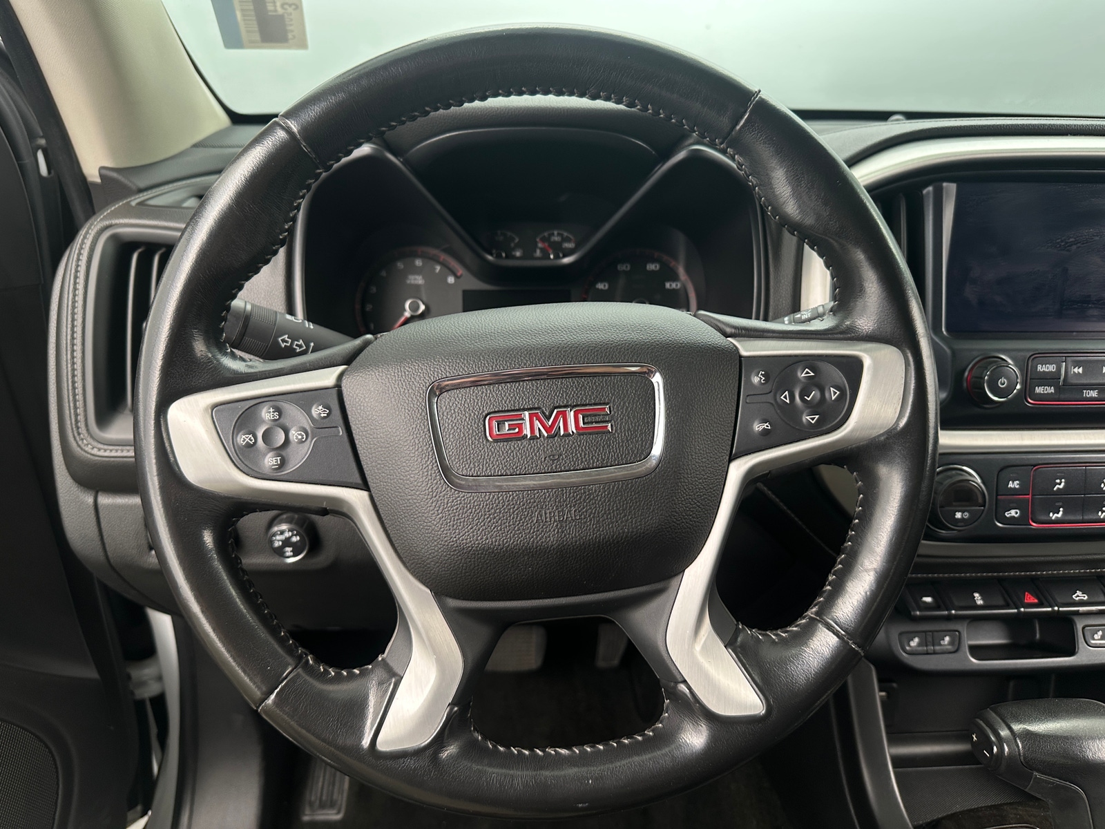 Thumbnail: 2016 GMC Canyon - 4