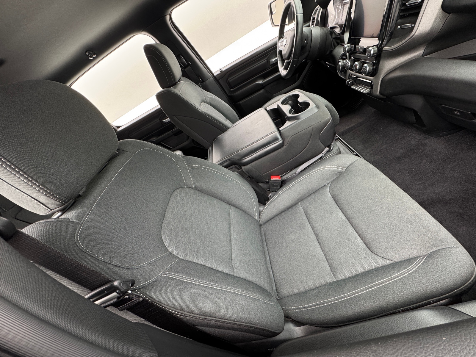 Thumbnail: 2025 RAM 1500 - 2